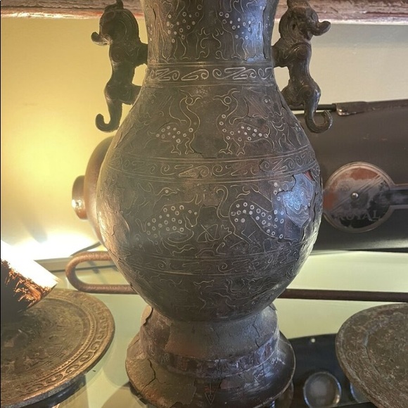Purple Bronze Hu Vase - Picture 7 of 14
